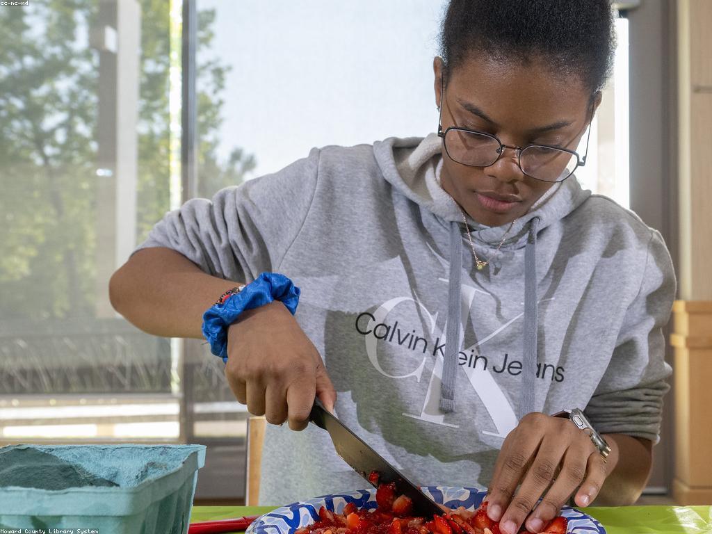 ការពិចារណាពីសម្ភារៈនិងឧបករណ៍ក្នុងការធ្វើចំណីអាហារ