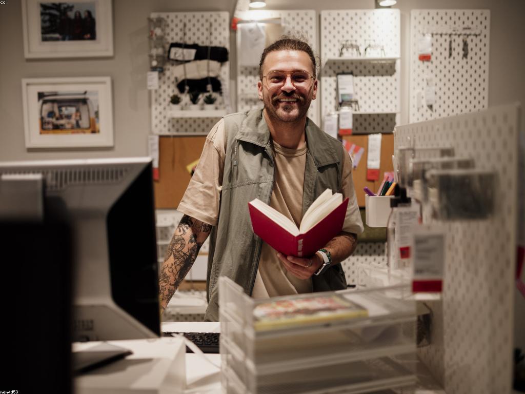 សម្ភារៈនិងឧបករណ៍សម្រាប់ការឈ្នះ និងរង្វាន់